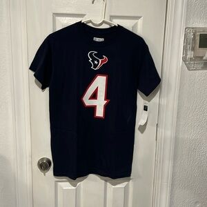 Women’s NFL shirt